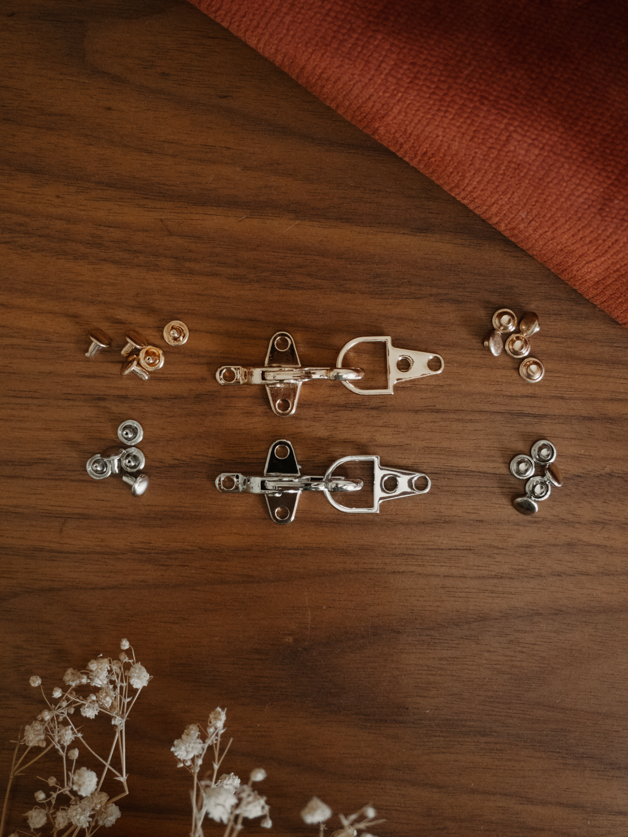 Fermoirs pour manteaux Evelyne Patterns pour merceries et revendeurs